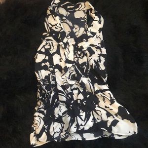 Express Blouse! Black and White!